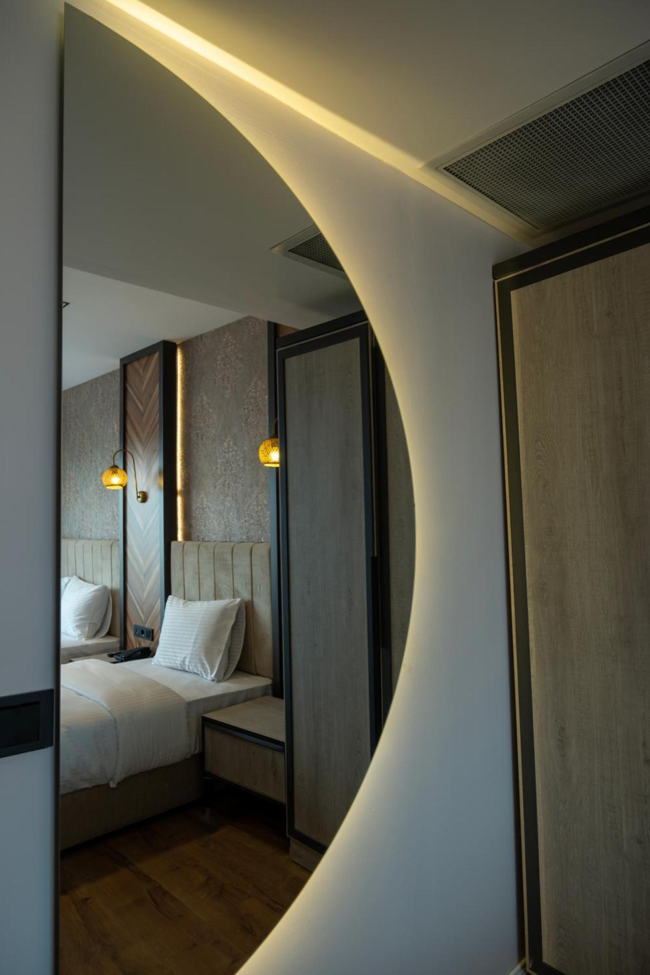Otel Linda Port